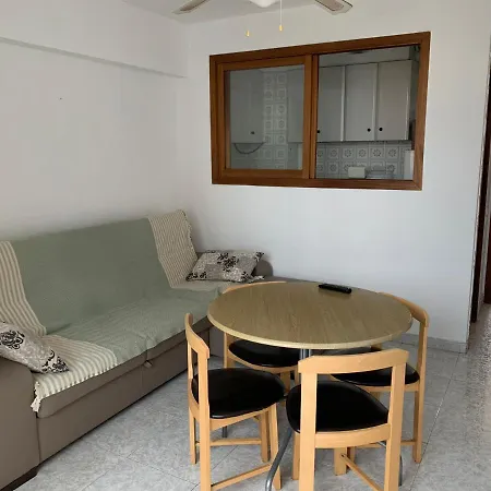 Playa De San Juan Julia アパート